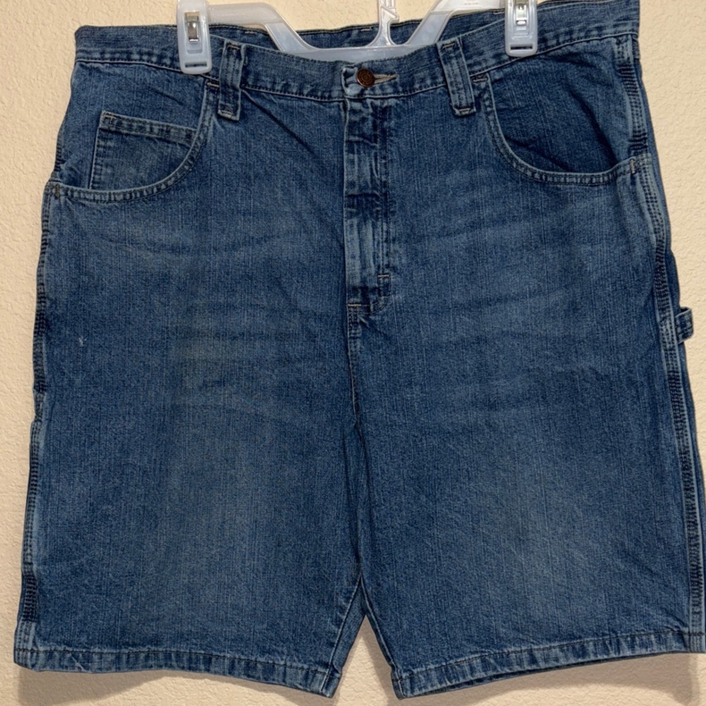 Wrangler Men's Classic Blue Jean Shorts Sz 38 - Picture 2 of 13